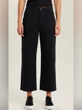 Volcom Women’s Black 
Frochickie Boyfriend Chino Pants